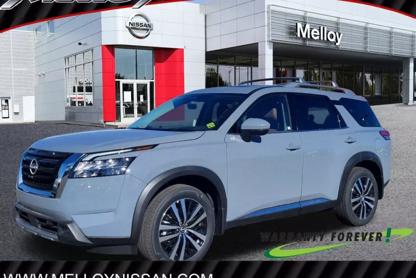 2025 Nissan Pathfinder Platinum photo 1