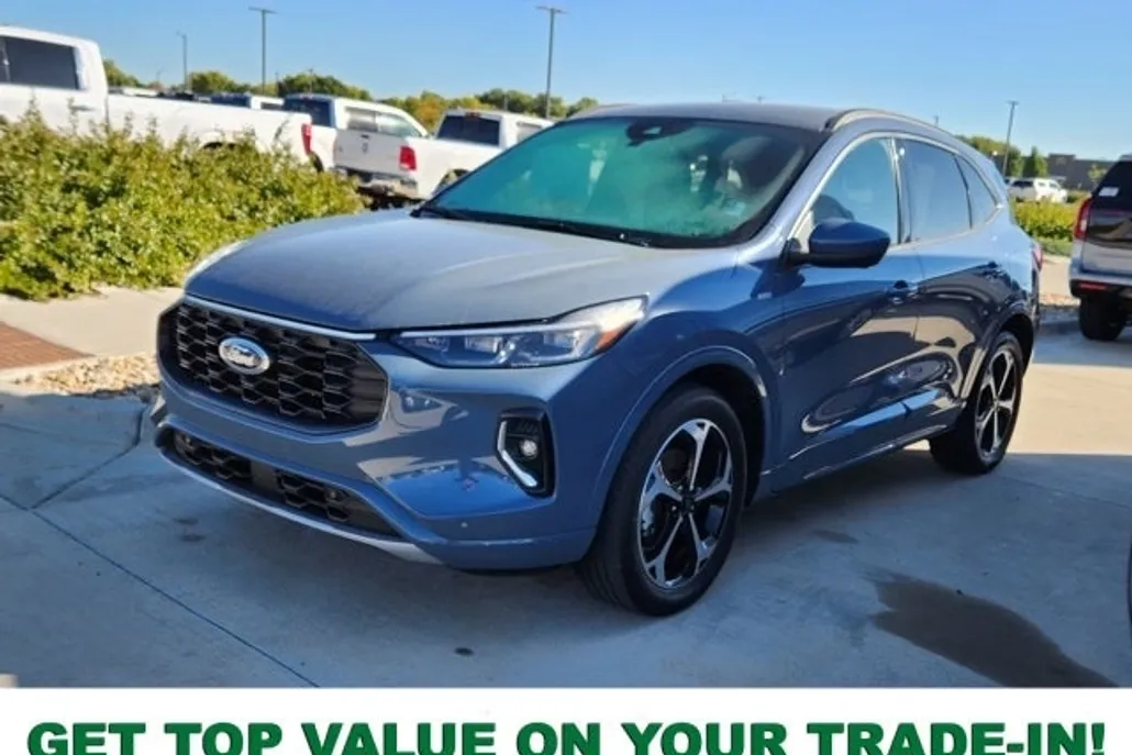2023 Ford Escape Hybrid ST-Line Elite photo 1