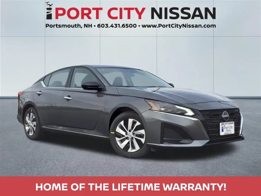 2025 Nissan Altima S photo 1