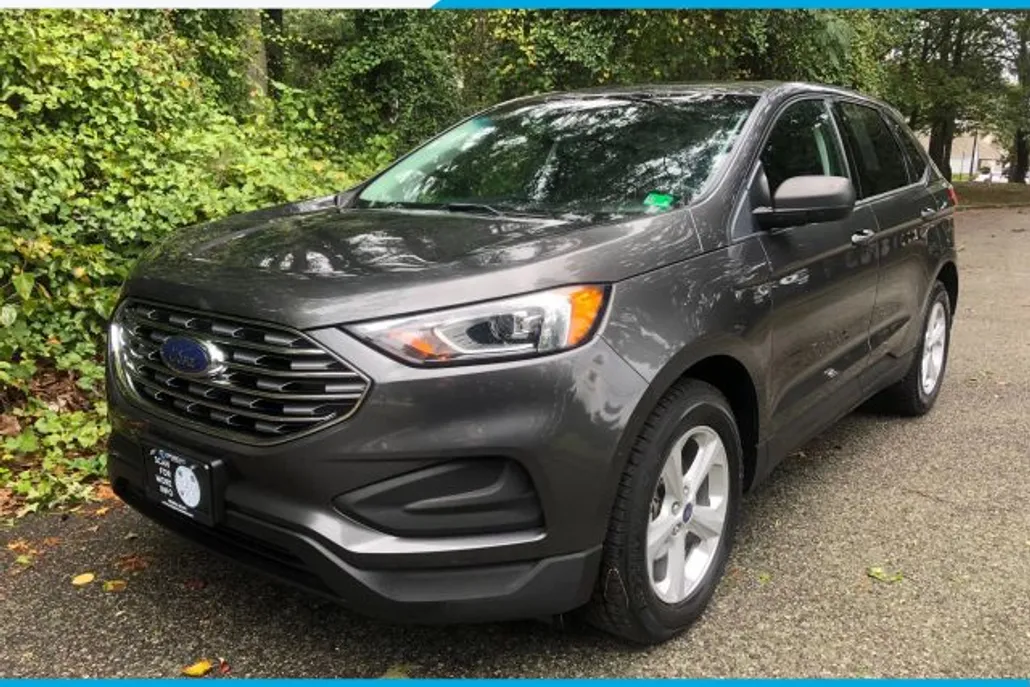 2020 Ford Edge SE Sport photo 1