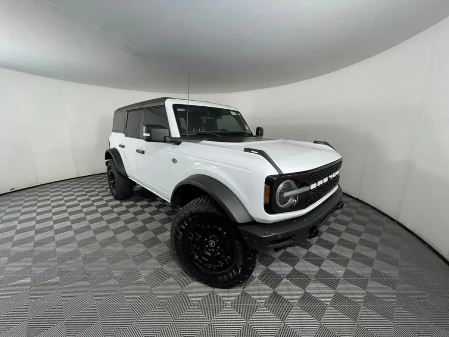 2022 Ford Bronco Wildtrak photo 1