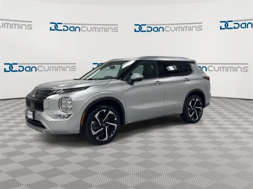 2022 Mitsubishi Outlander SEL 2.5 photo 1