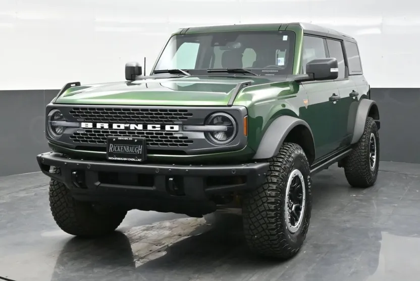 2024 Ford Bronco Badlands photo 1