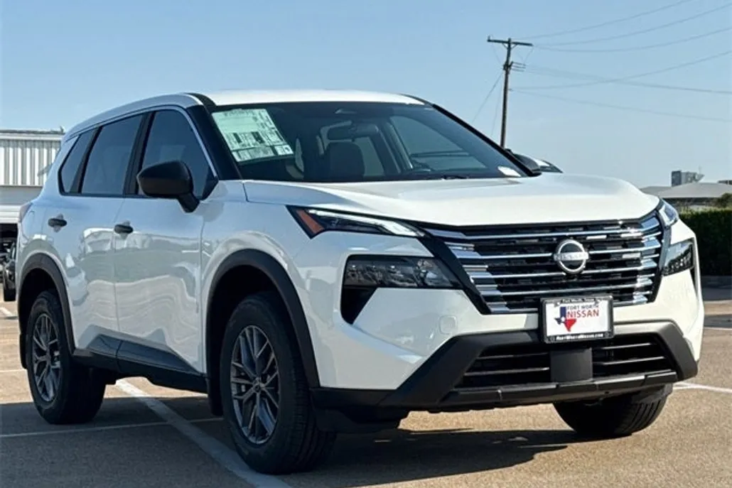 2026 Nissan Rogue S photo 1