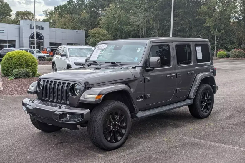 2021 Jeep Wrangler Unlimited Sahara High Altitude photo 1