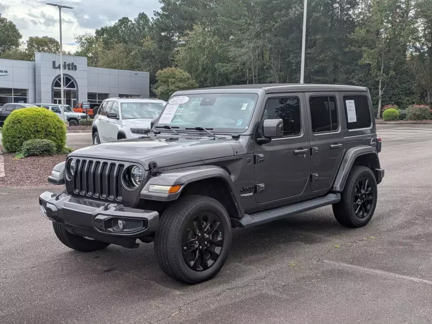2021 Jeep Wrangler Unlimited Sahara High Altitude photo 1