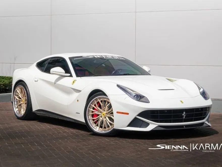 2017 Ferrari F12 Berlinetta Berlinetta photo 1