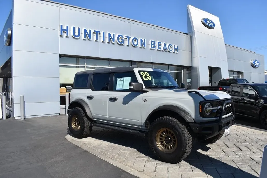 2023 Ford Bronco Wildtrak photo 1
