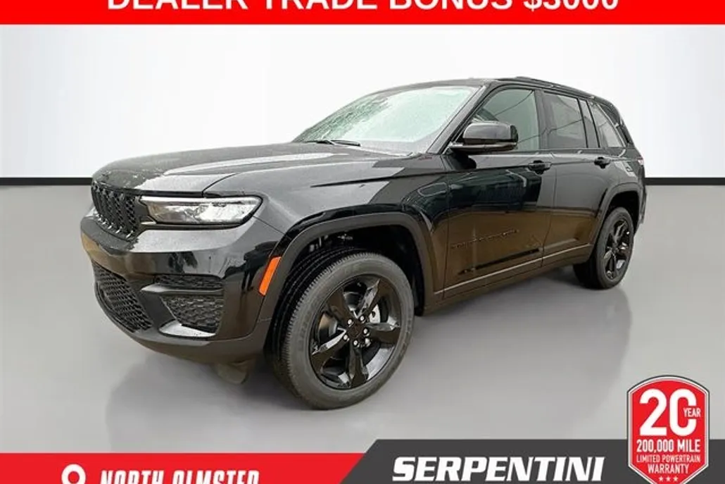 2025 Jeep Grand Cherokee Laredo Altitude X photo 1