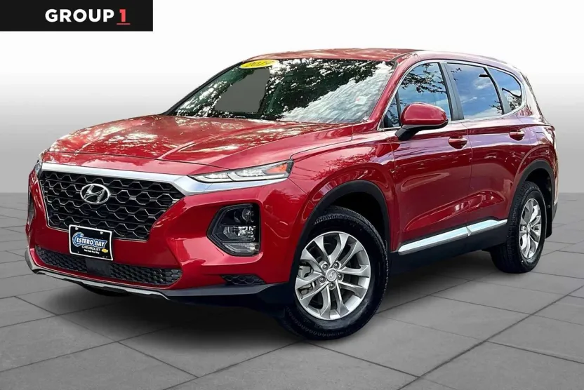 2019 Hyundai Santa Fe SE photo 1