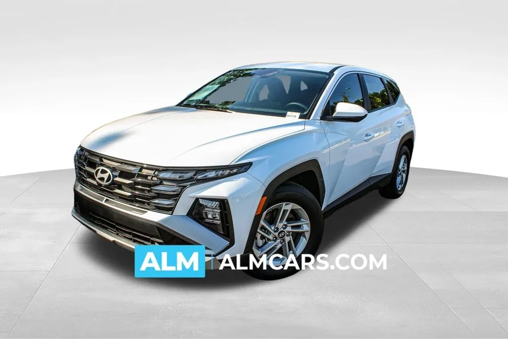 2025 Hyundai Tucson SE photo 1