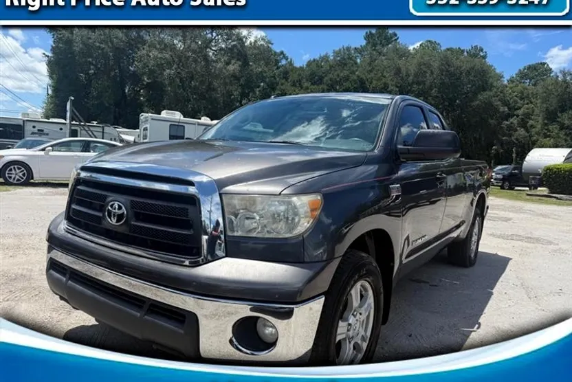 2011 Toyota Tundra Double Cab photo 1