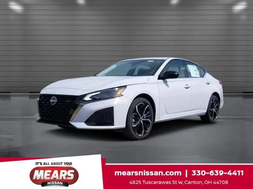 2025 Nissan Altima 2.5 SR photo 1