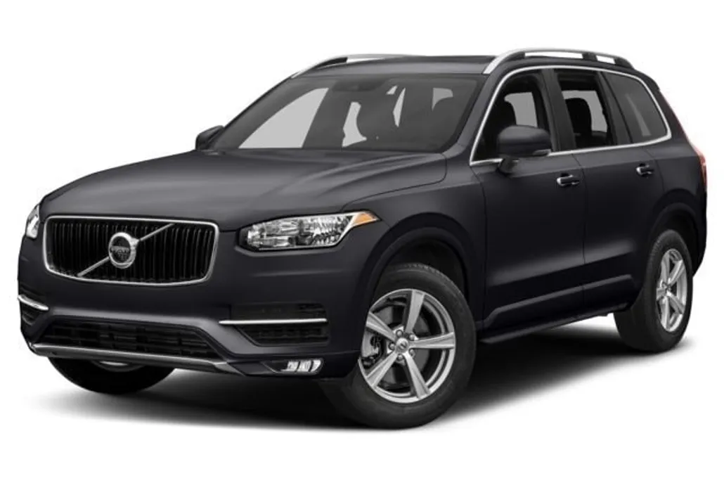 2018 Volvo XC90 T5 AWD Momentum photo 1