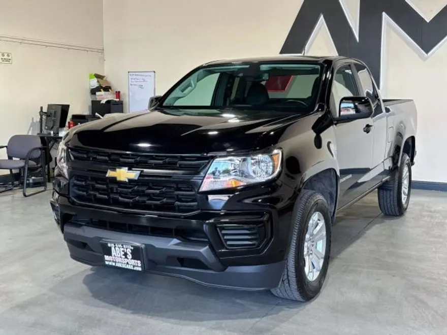 2022 Chevrolet Colorado LT photo 1