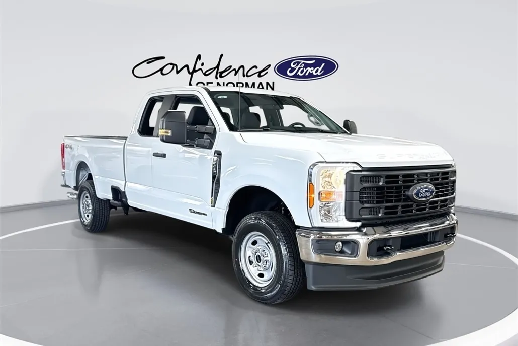 2025 Ford F-250 photo 1