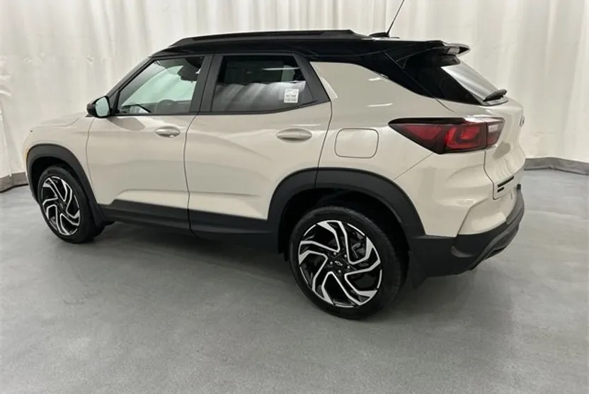 2026 Chevrolet Trailblazer RS photo 1