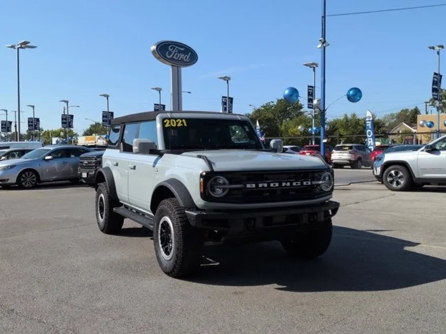 2021 Ford Bronco Outer Banks photo 1