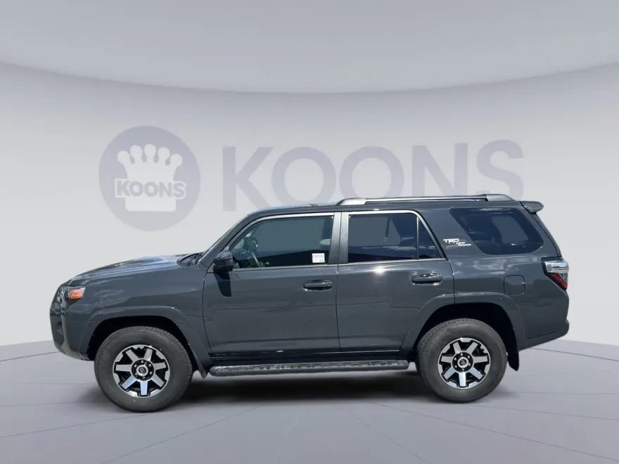 2024 Toyota 4Runner TRD Off-Road photo 1