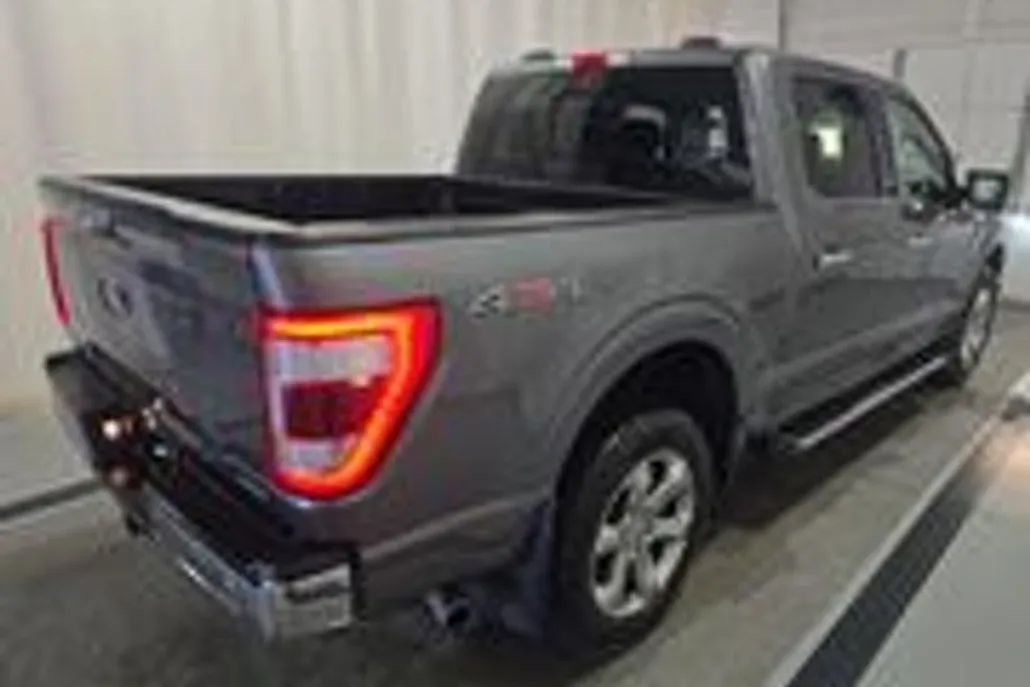 2023 Ford F-150 Lariat photo 1