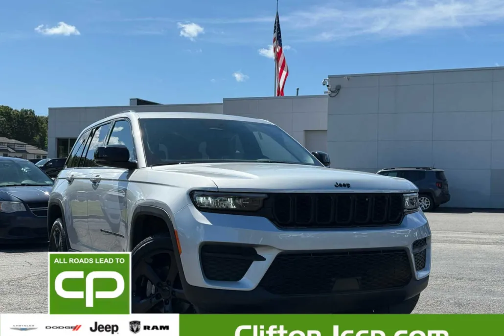 2023 Jeep Grand Cherokee Altitude X photo 1