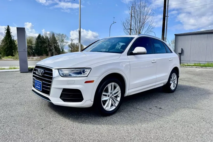 2017 Audi Q3 Premium photo 1