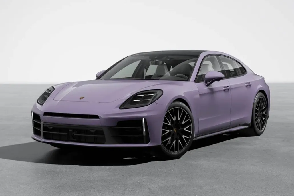 2025 Porsche Panamera 4 photo 1