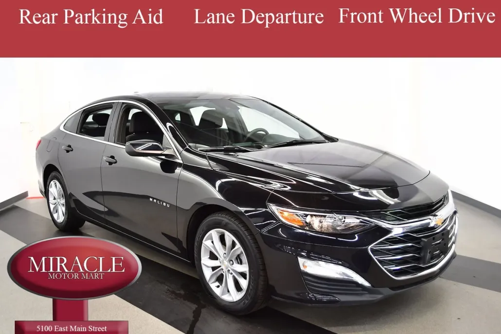 2024 Chevrolet Malibu 1LT photo 1