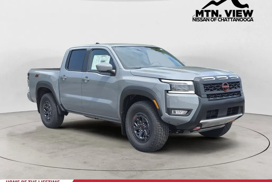 2025 Nissan Frontier PRO-4X photo 1