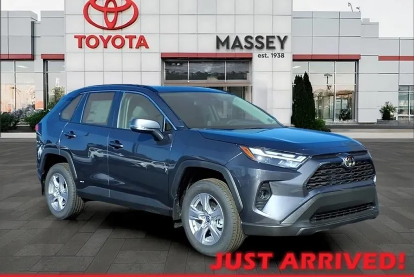 2025 Toyota RAV4 Hybrid XLE photo 1