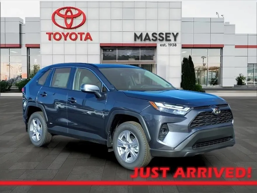 2025 Toyota RAV4 Hybrid XLE photo 1