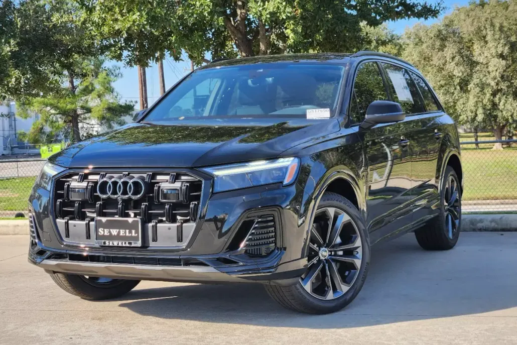 2025 Audi Q7 55 Premium photo 1