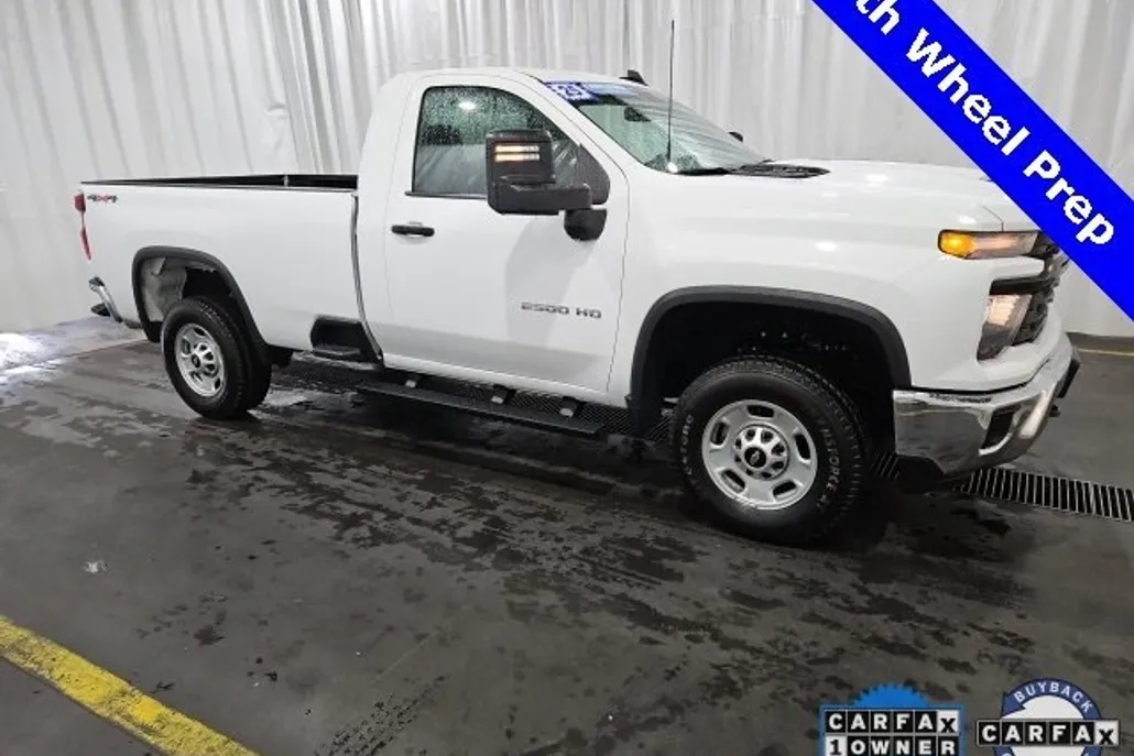 2025 Chevrolet Silverado 2500HD photo 1