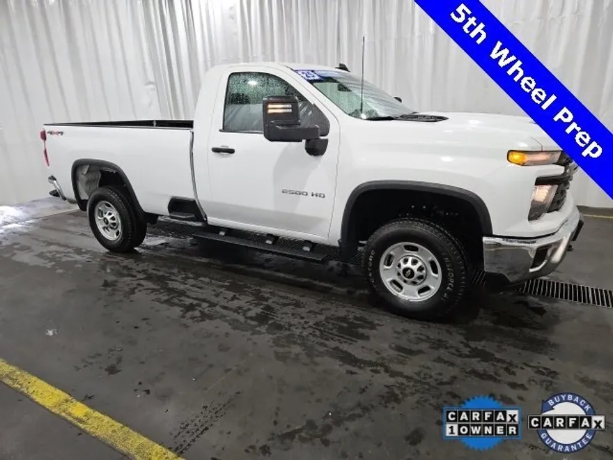 2025 Chevrolet Silverado 2500HD photo 1