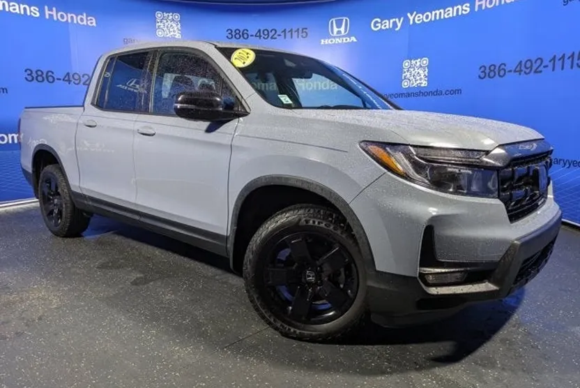 2024 Honda Ridgeline Black Edition photo 1