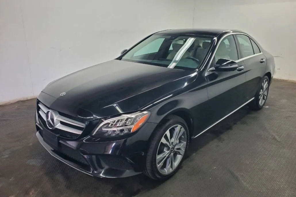 2019 Mercedes Benz C 300 4MATIC photo 1