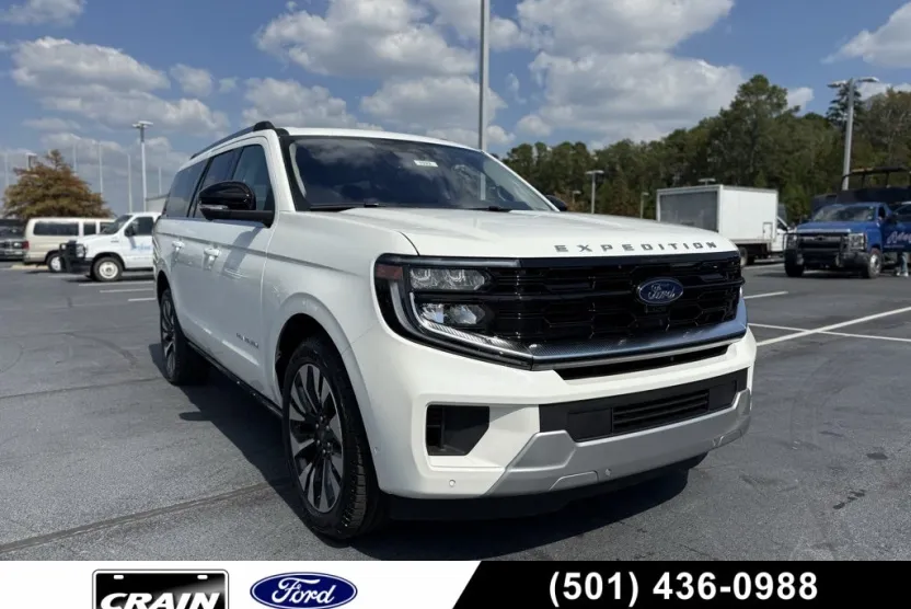 2025 Ford Expedition MAX Platinum photo 1