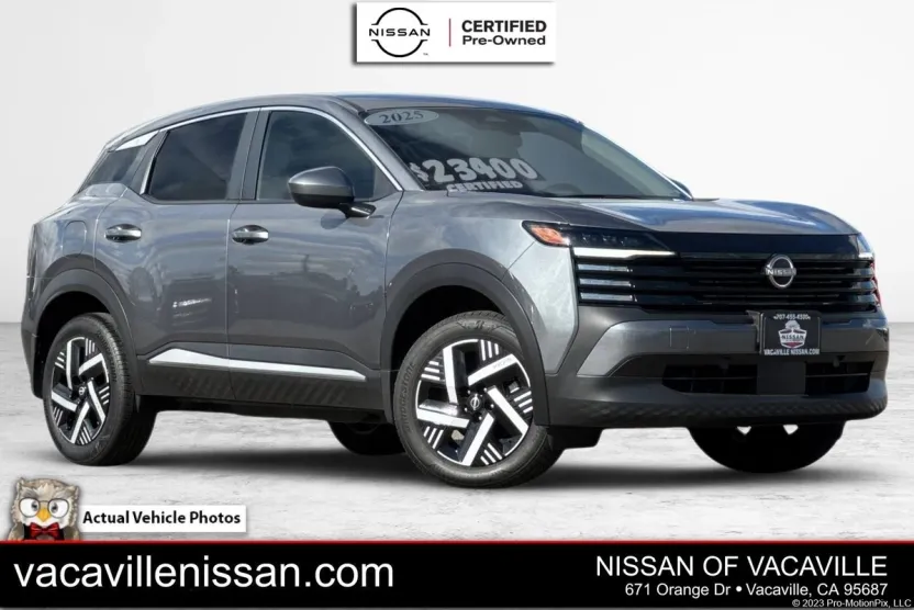 2025 Nissan Kicks SV photo 1
