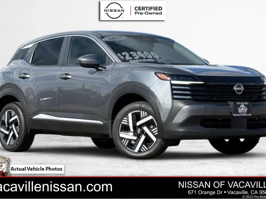 2025 Nissan Kicks SV photo 1