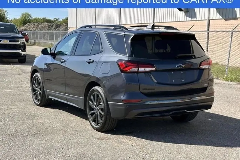 2023 Chevrolet Equinox RS photo 1