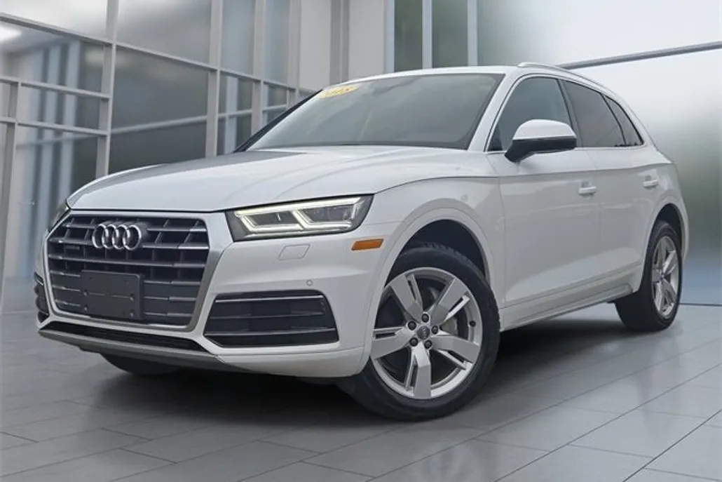 2018 Audi Q5 2.0T Premium Plus photo 1