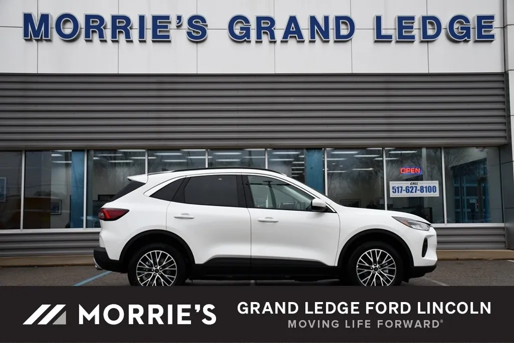 2024 Ford Escape Sport photo 1