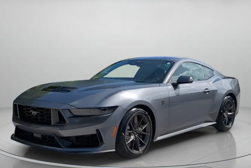 2024 Ford Mustang Dark Horse photo 1