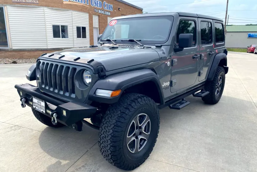 2018 Jeep Wrangler Unlimited Sport photo 1