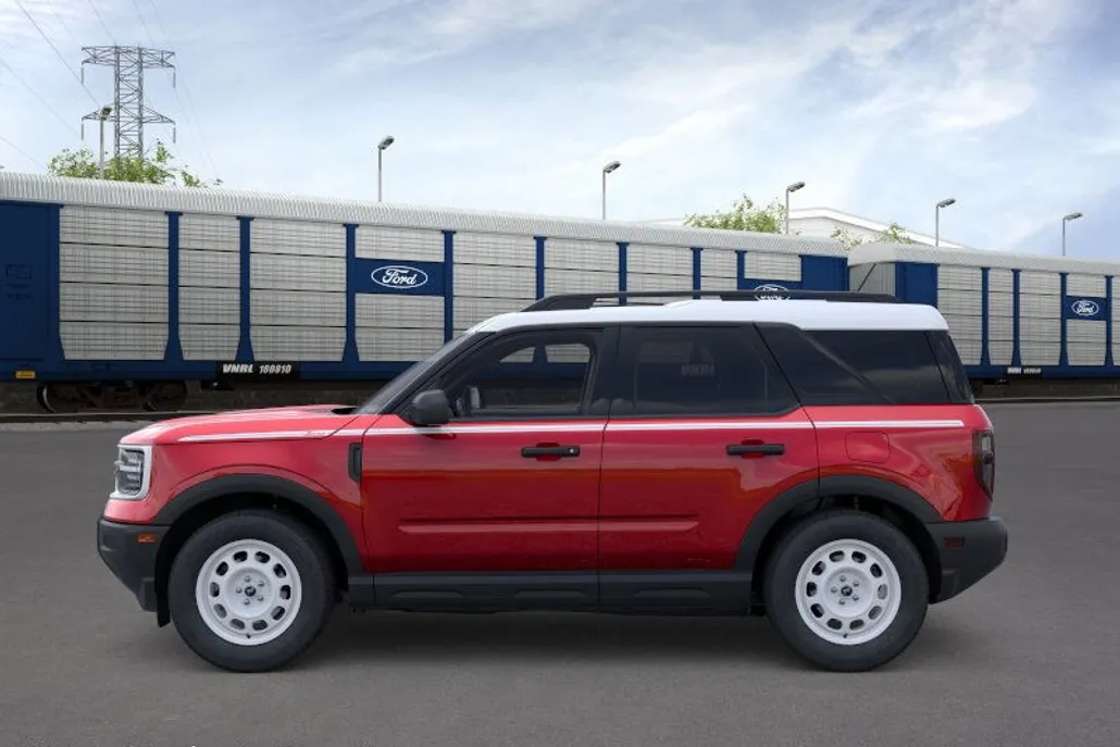 2025 Ford Bronco Sport Heritage photo 1
