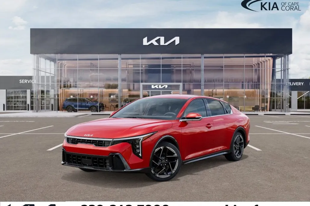 2025 Kia K4 GT-Line photo 1