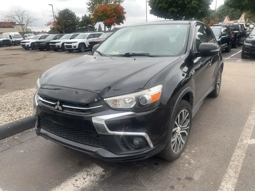 2018 Mitsubishi Outlander Sport ES photo 1