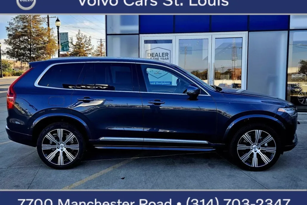 2025 Volvo XC90 Plus photo 1