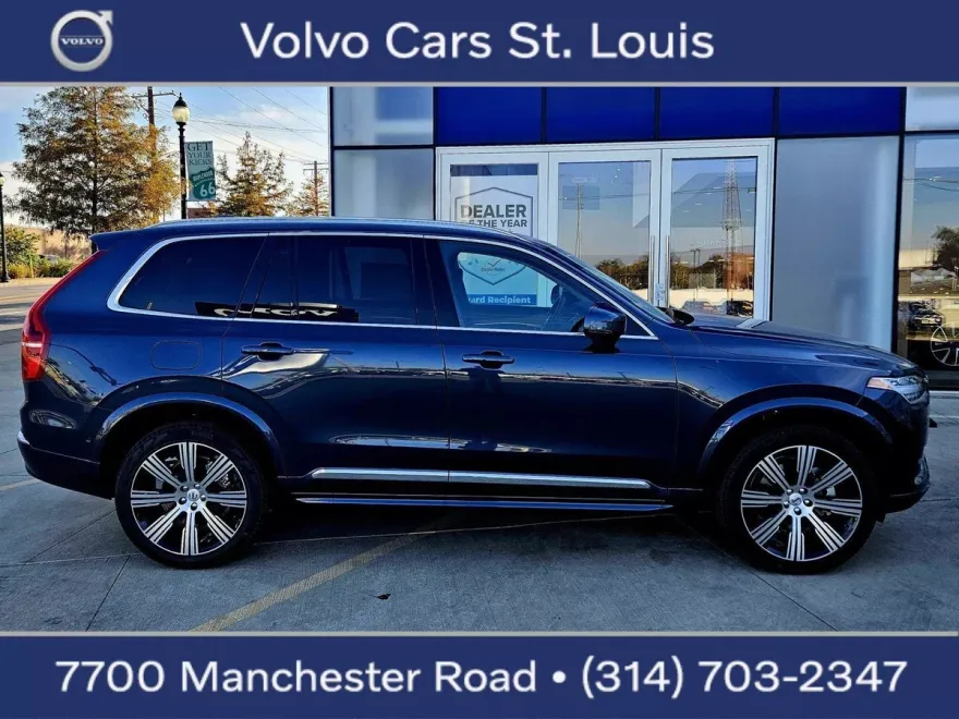 2025 Volvo XC90 Plus photo 1