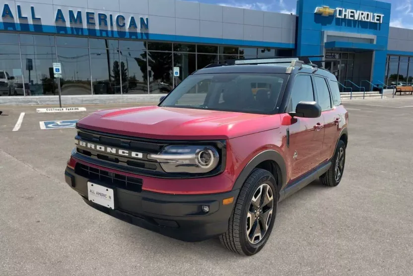 2021 Ford Bronco Sport Outer Banks photo 1